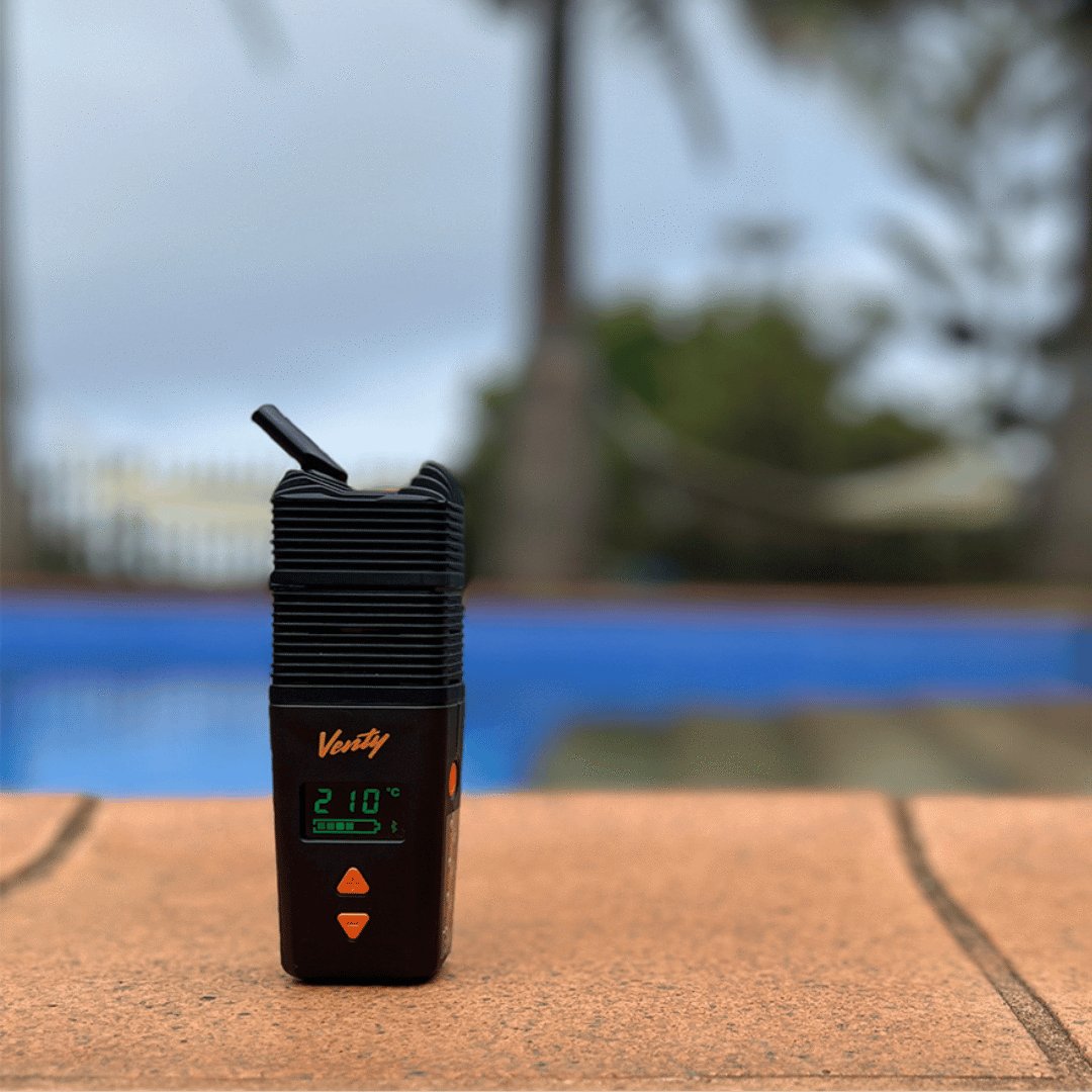 Venty Vaporizer vor Pool